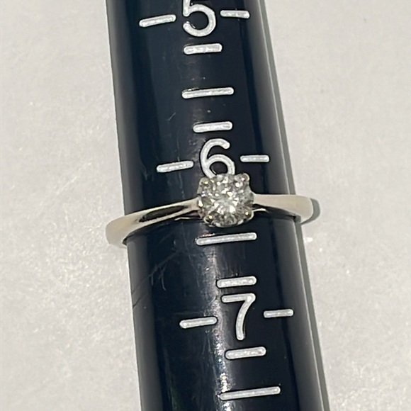 Solid 14K White Gold NATURAL 1/2CT Round Cut Diamond Solitaire Engagement Ring - Picture 7 of 14